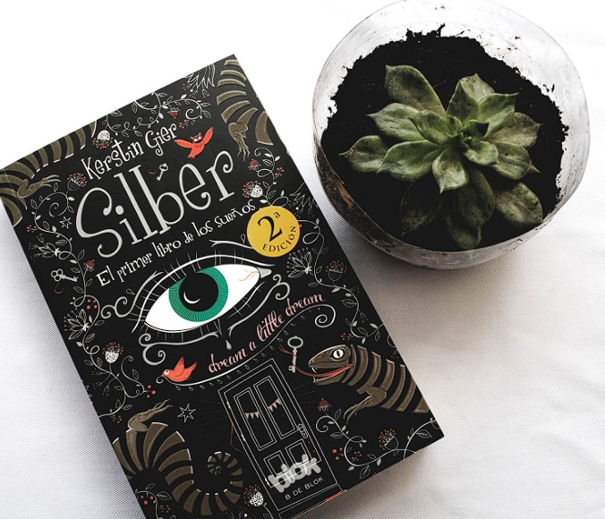 Lee más sobre el artículo » Descargar: Silber: El primer libro de los sueños (Silber 1) – Kerstin Gier PDF GRATIS